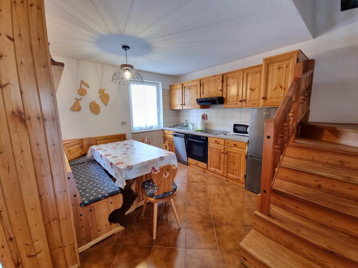 Col Rodella Apartment Campitello di Fassa Luaran gambar
