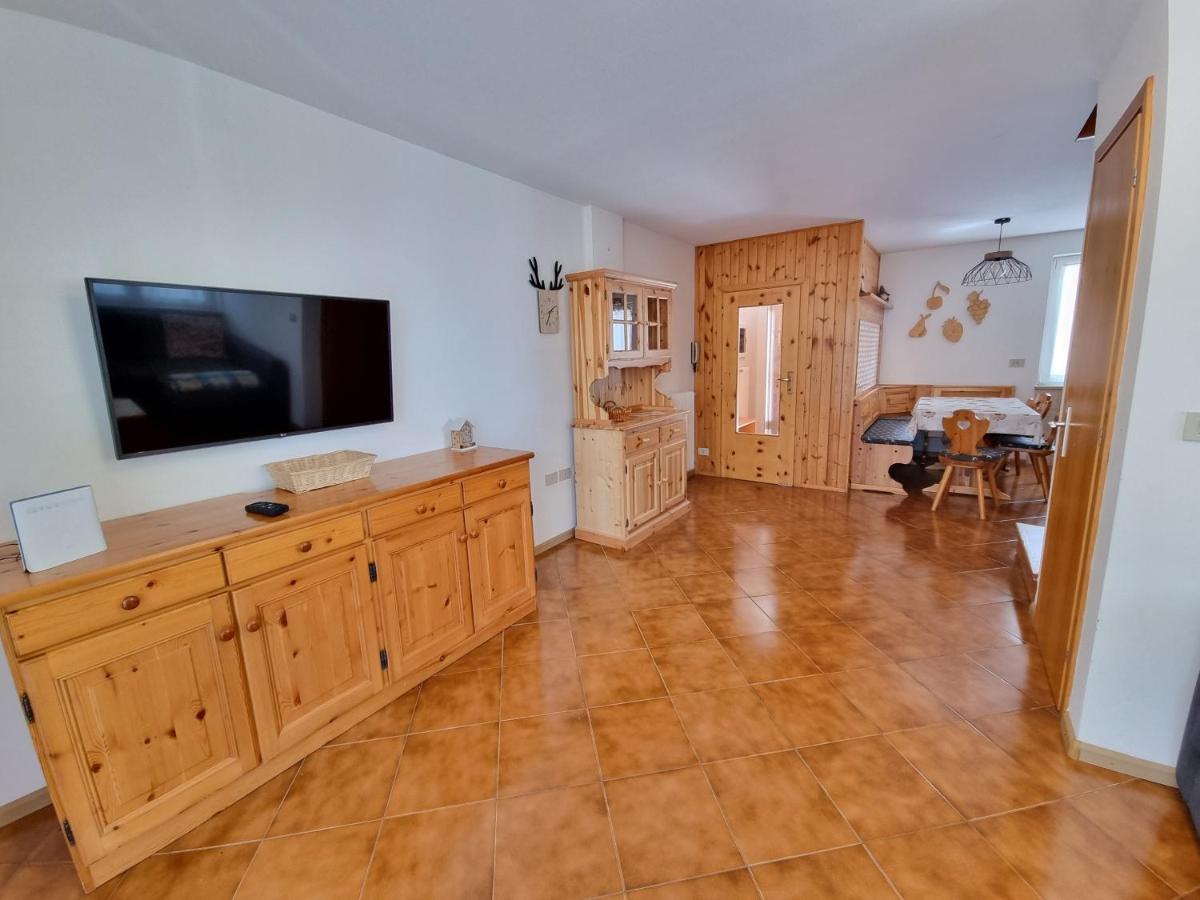 Col Rodella Apartment Campitello di Fassa Luaran gambar