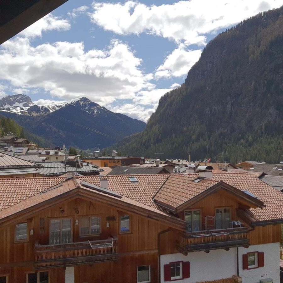 Col Rodella Apartment Campitello di Fassa Luaran gambar